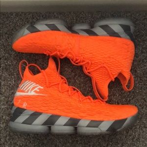 Lebron 15 “Orange Box”